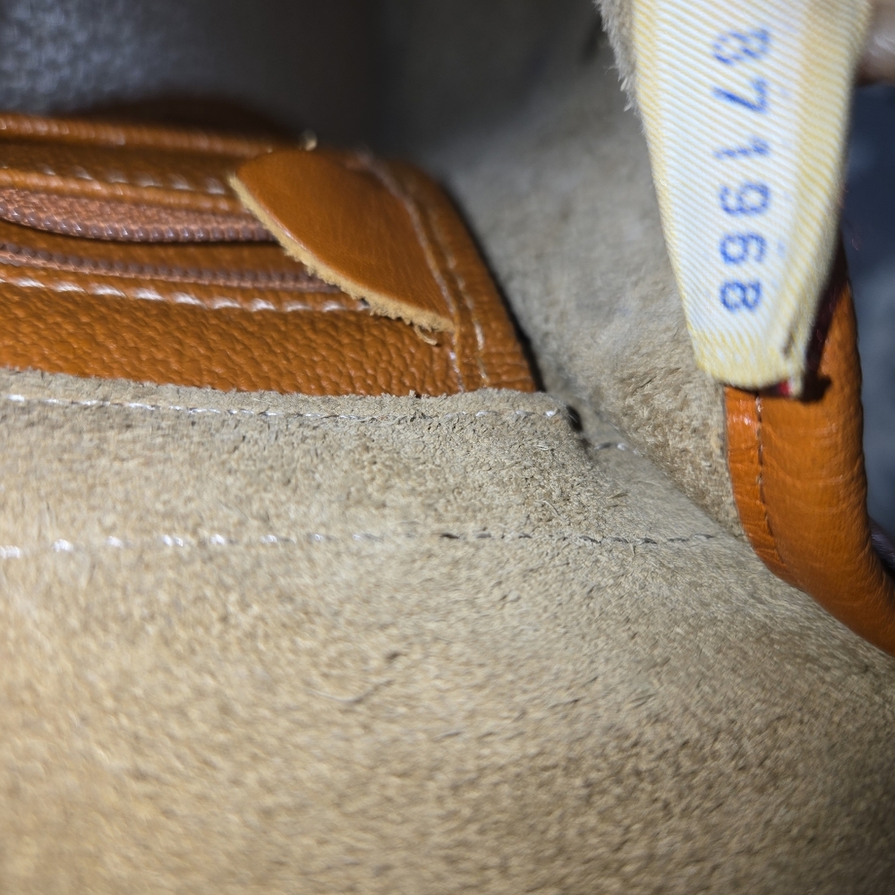 Vintage Dooney & Bourke Essex Brown Leather Beige Brown Crossbody - Picture 3 of 12
